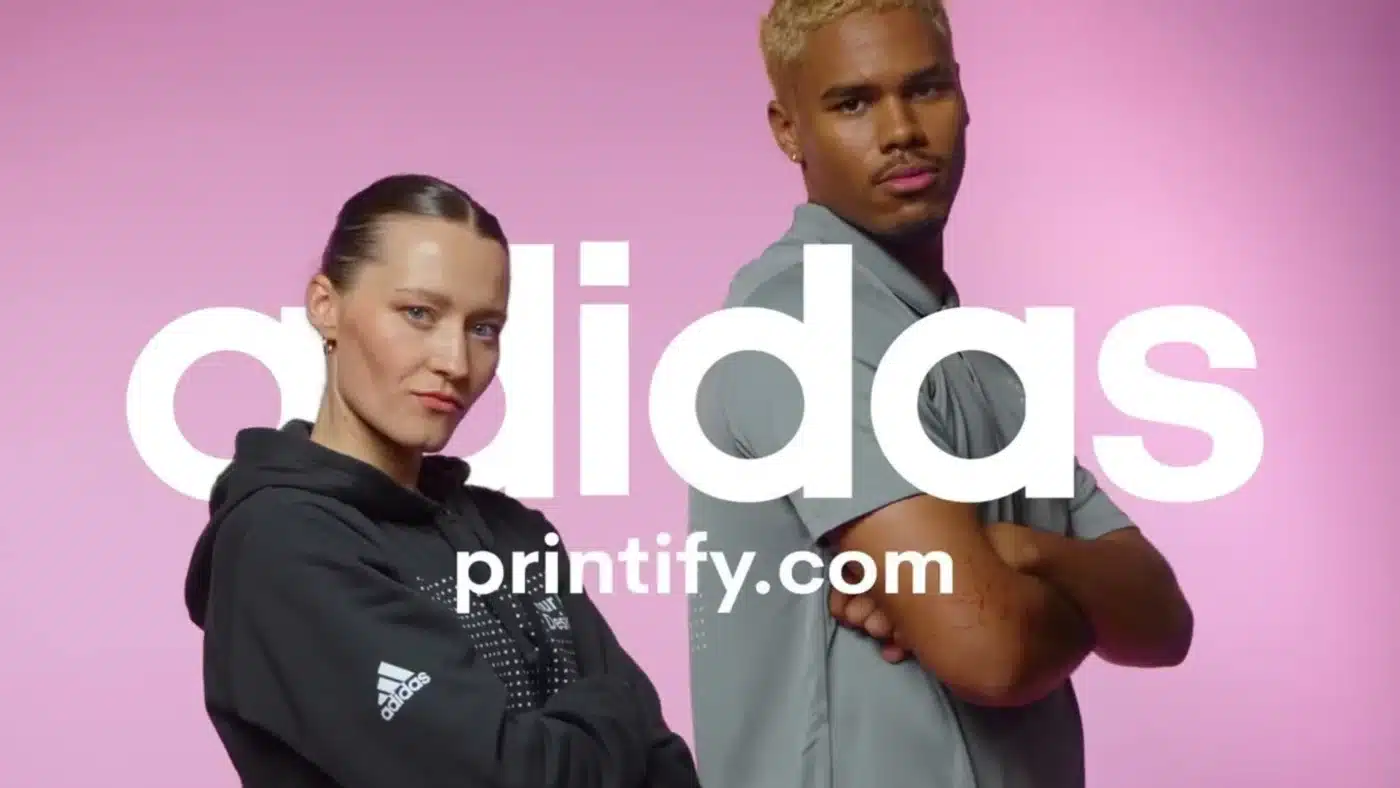 Printify X Adidas Créez des produits Adidas personnalisés.